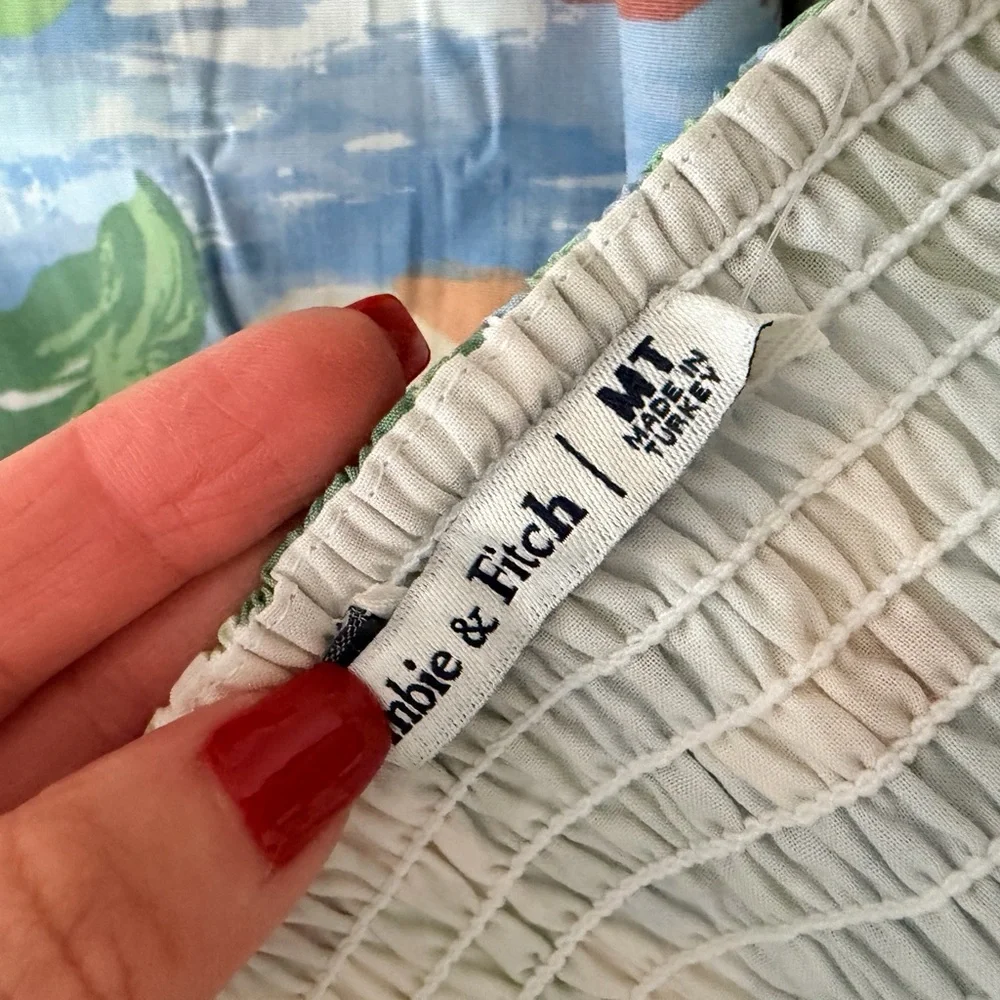 🩷🩷NEW Abercrombie & Fitch Maxi Dress